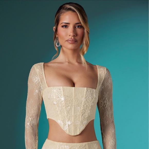 Oh Polly NEVE Long Sleeve Embellished Lace Corset Crop Top in Beige Size 4 NWT - Picture 1 of 14